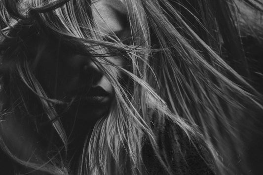 Nourish and Revitalize Your Hair with Moisturizing and Strengthening Hair Oil - Naturalis