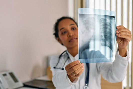 Turmeric Gummies and Asthma: A Natural Support for Respiratory Health - Naturalis